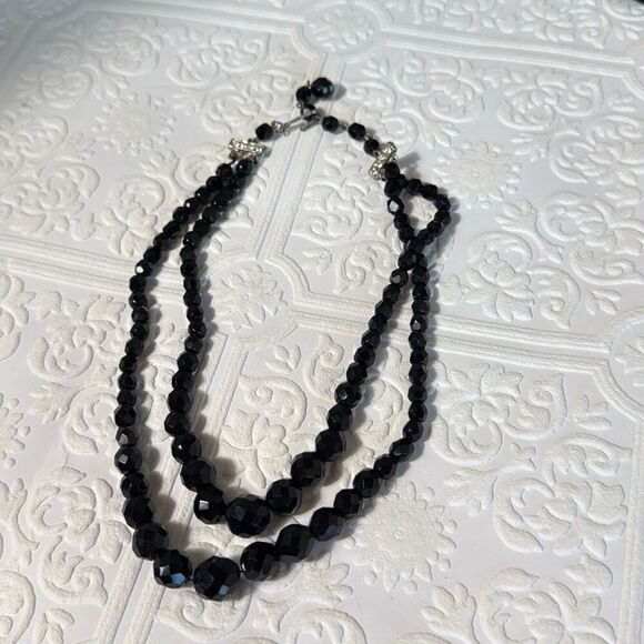 Vintage Black Faceted Double Strand Necklace 14”-16” - Picture 6 of 11